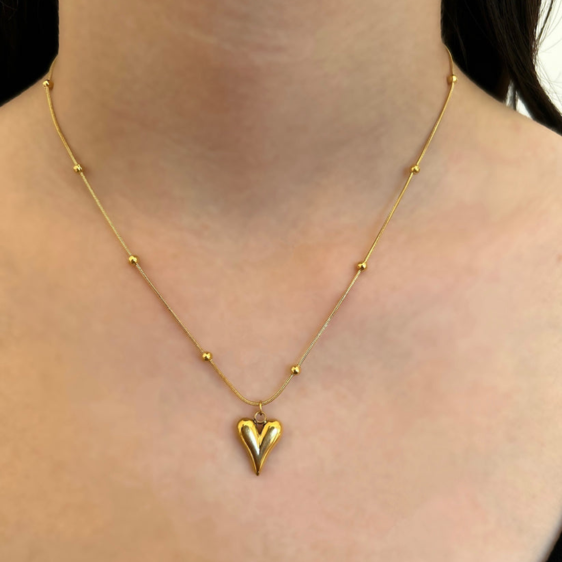 Anti-Tarnish Heart Pendant Necklace with Pearl Design Chain ( Gold )