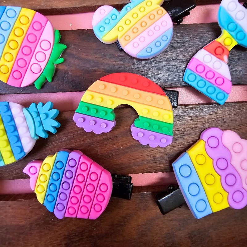 Small Pop it Design Hair Clip for Kids - Pack of 1(Random Design) - Puchku.in