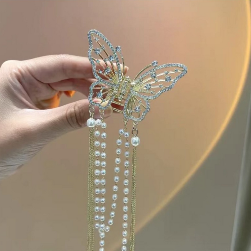 Hair Accessories Hair Butterfly claw clip (Pack of 1, Gold) - Puchku.in